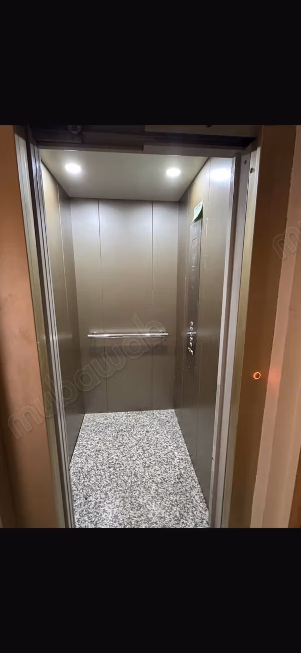 إيجار موسمي في عين أميير. شقتان مريحتان. باب محصن وطبق استقبال