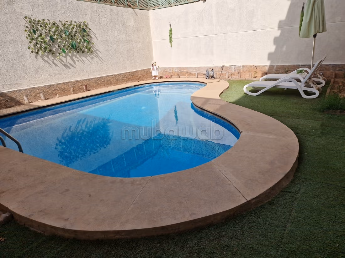 Charming villa with pool for rent
