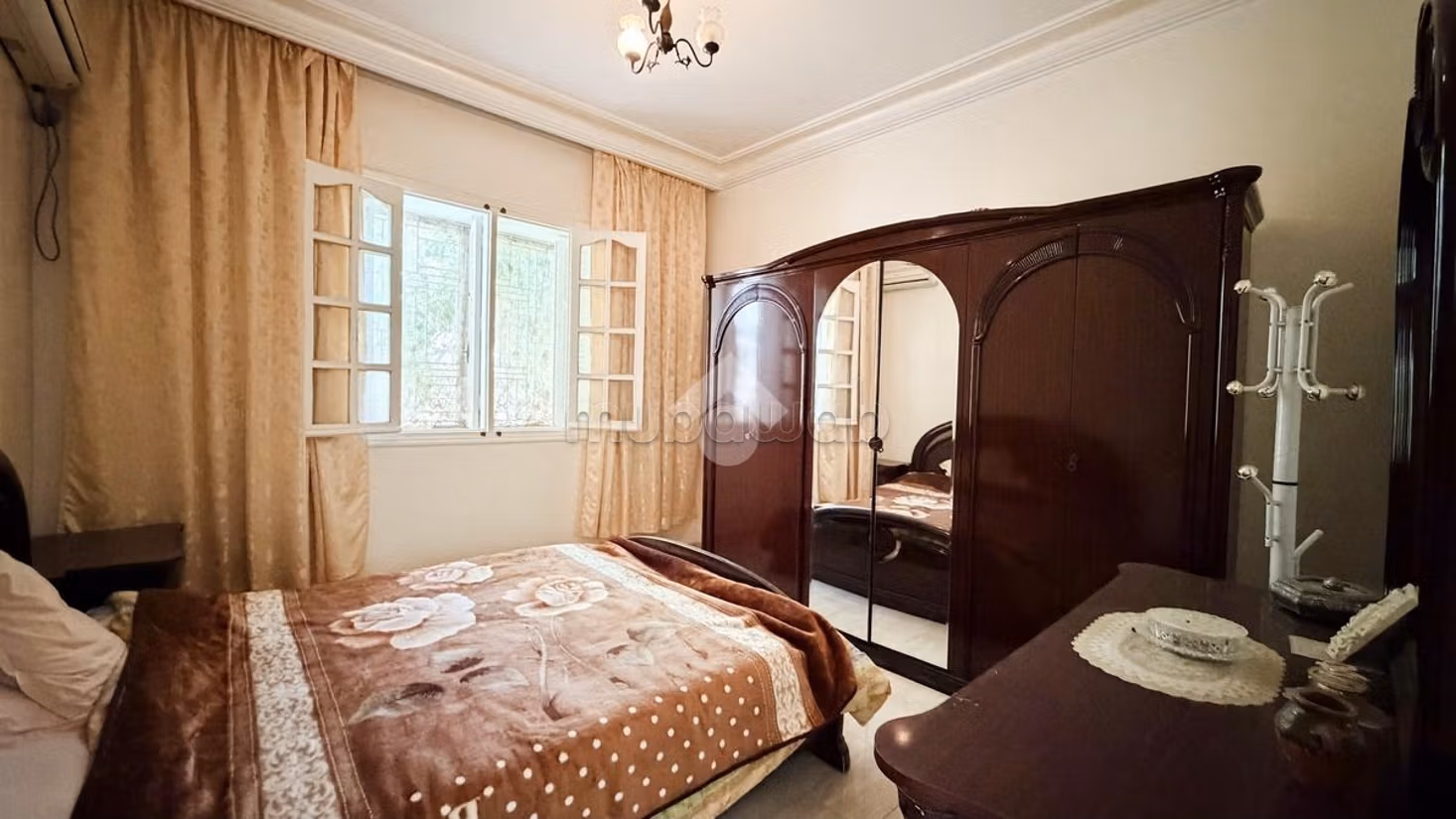 Semi-detached villa for sale