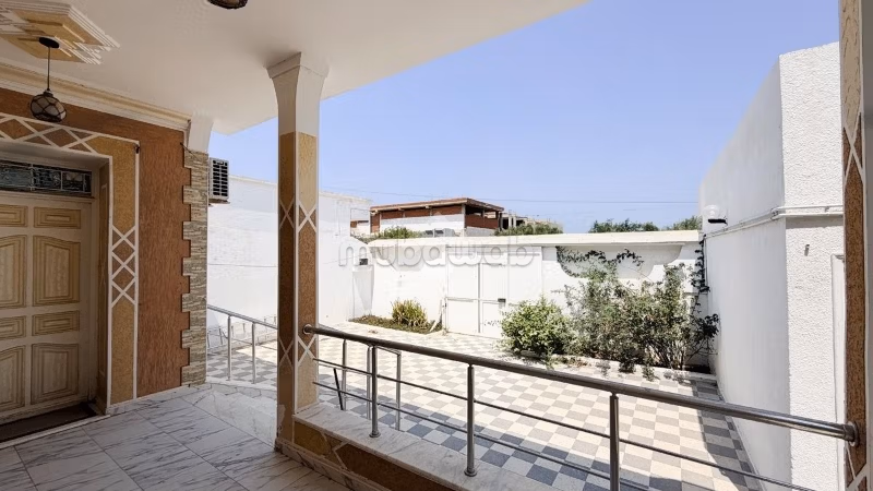 Semi-detached villa for sale
