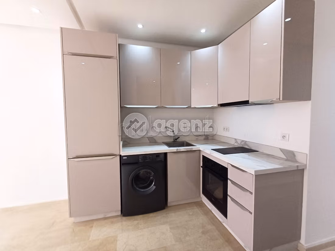 LUXE HOUSING Studio à vendre 47 m² Bourgogne Ouest Casablanca — 5