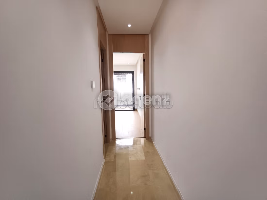 LUXE HOUSING Studio à vendre 47 m² Bourgogne Ouest Casablanca — 6