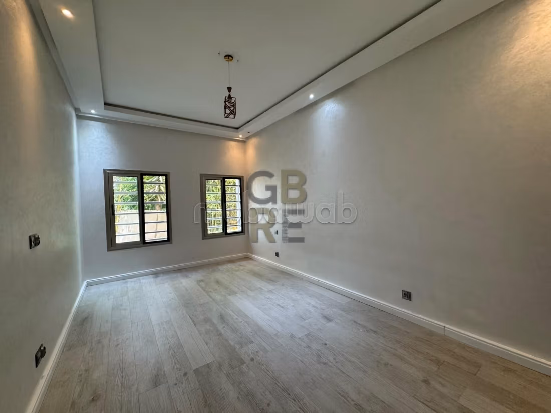 Très bel Appartement au rez de chaussée en vente à Hay Riad — 4