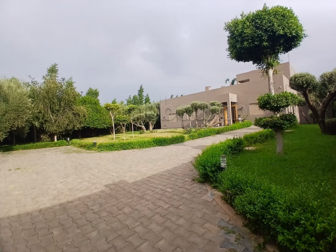 Villa excepcional en venta a 15 km de Marrakech