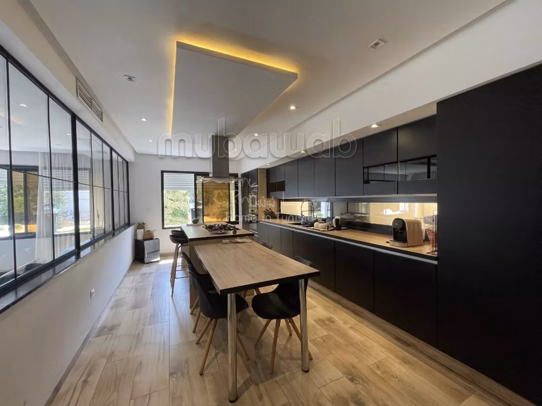 For Rent - Luxury Villa S4 in Chott Meriem