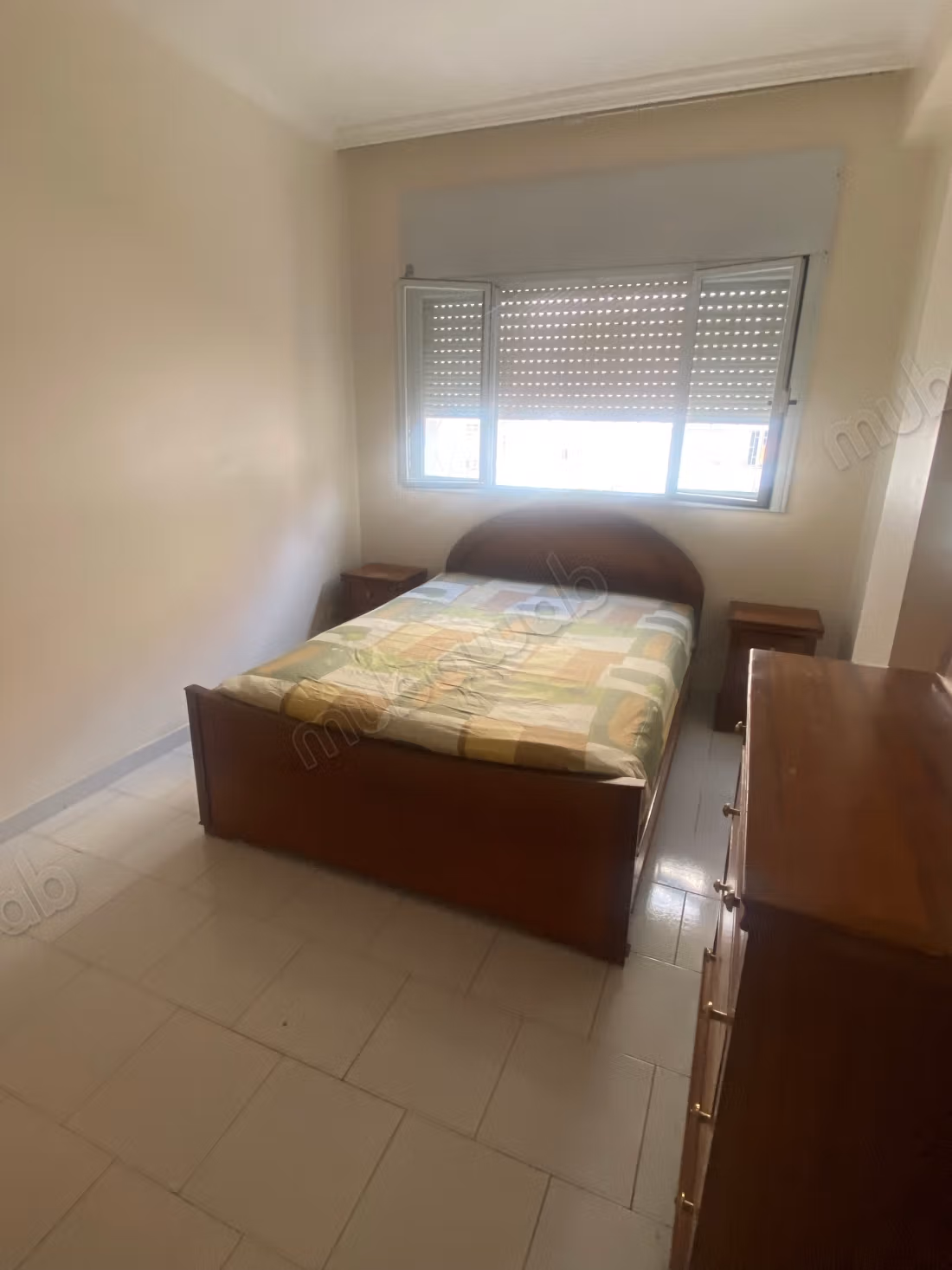 Huur van een appartement in Hassan Stadcentrum. 3 kamers. Goed ingericht