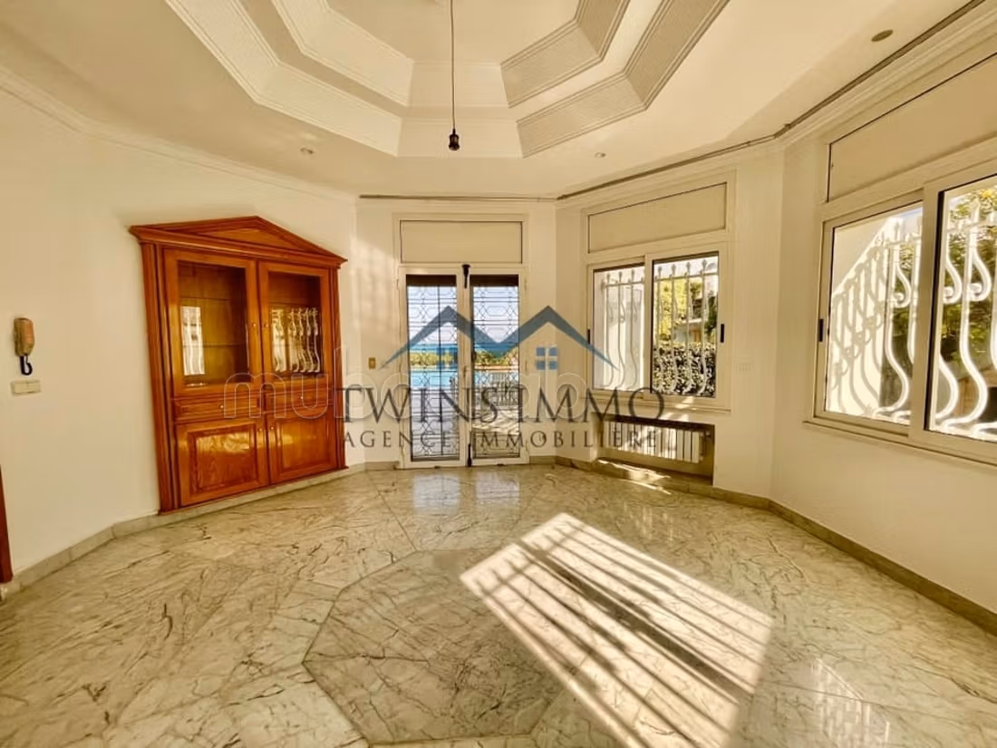 For Rent – Prestige Villa at La Marsa Beach