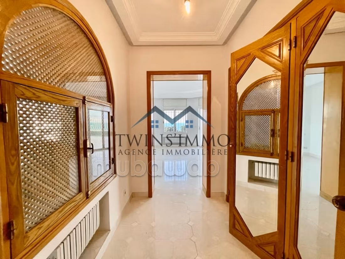 For Rent – Prestige Villa at La Marsa Beach