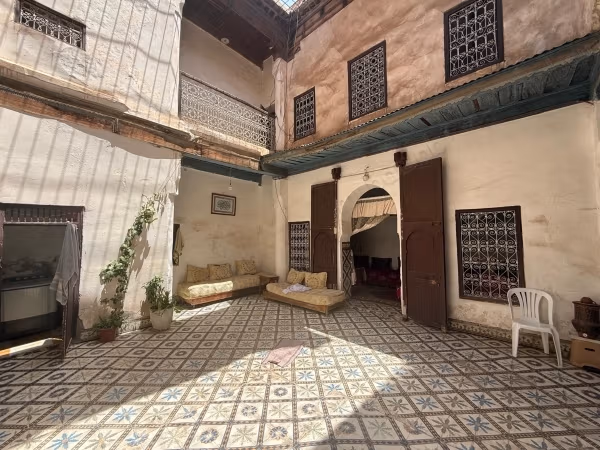 Riad Titré, 5 Grandes Chambres Proche Ben Youssef