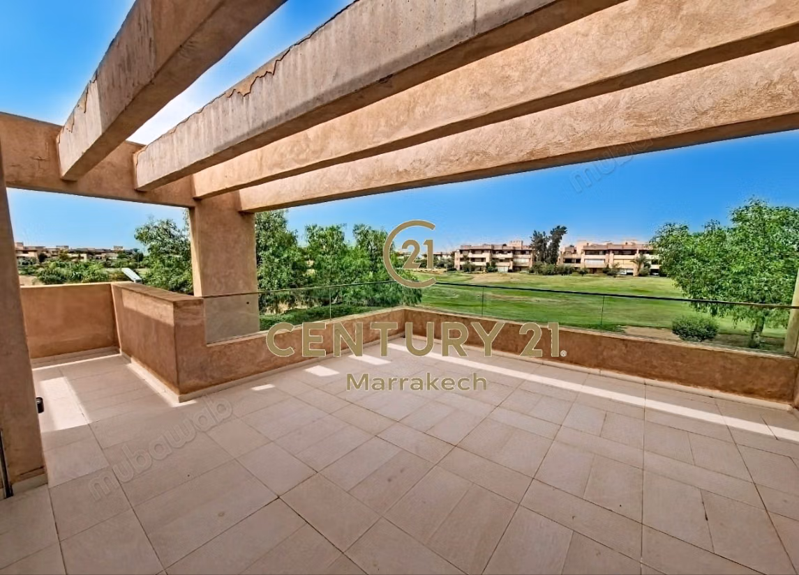Villa d’exception face au golf