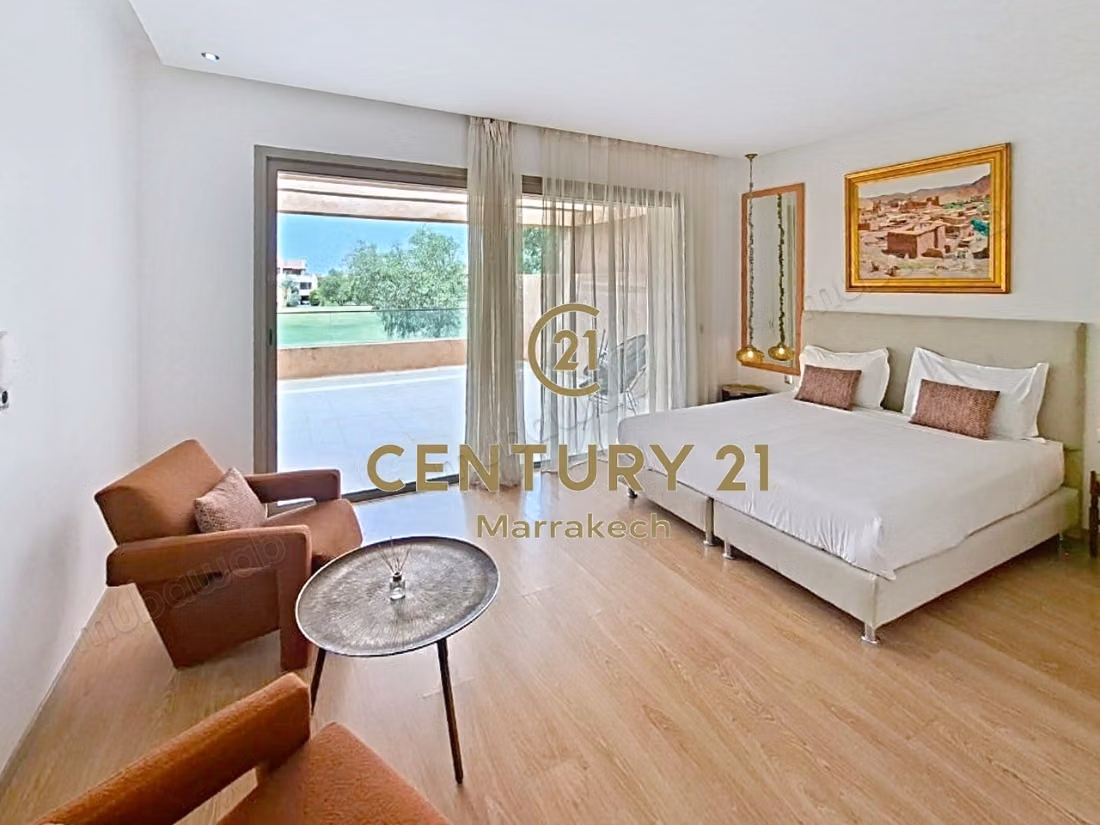 Villa d’exception face au golf