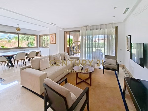 Villa d’exception face au golf
