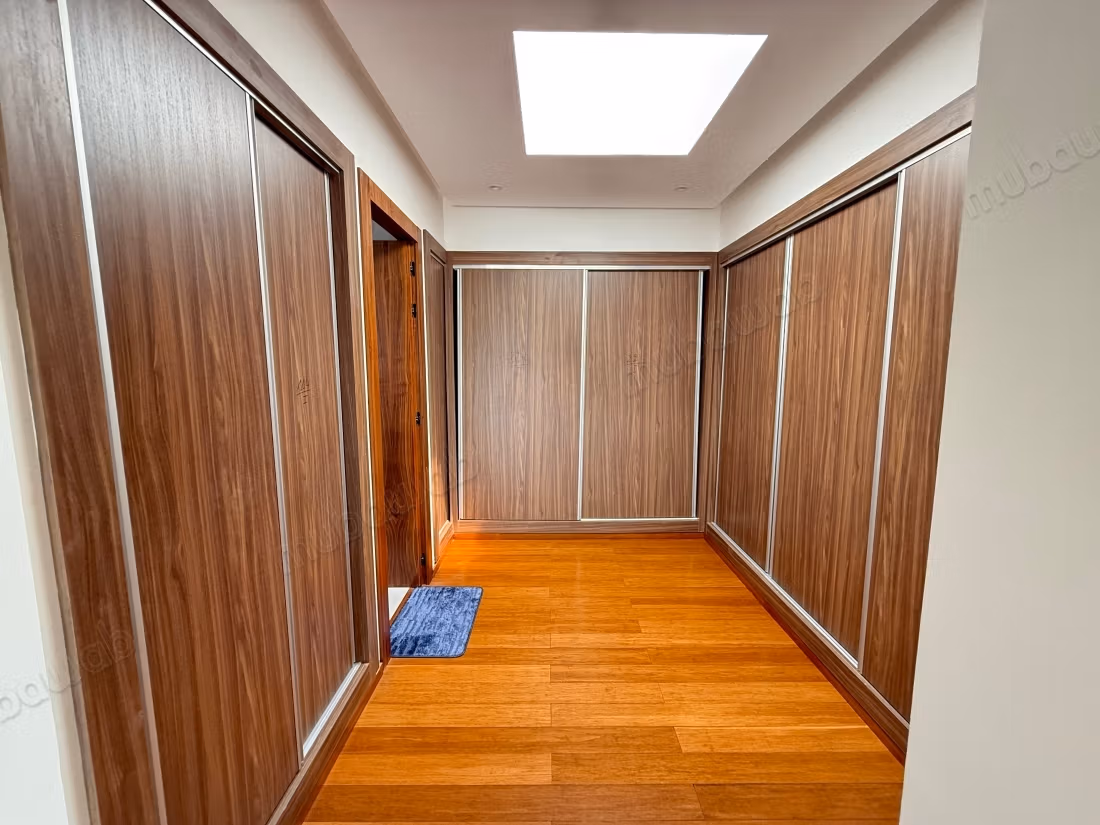 Vente d’une superbe villa neuf sur el menzeh 
route de zaer