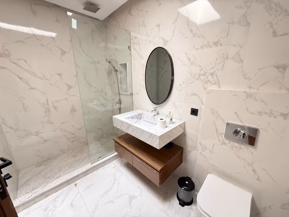 Vente d’une superbe villa neuf sur el menzeh 
route de zaer