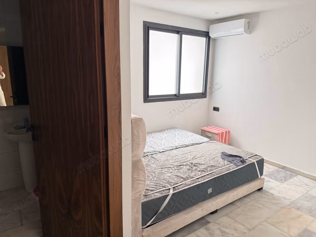 Vente d’une superbe villa neuf sur el menzeh 
route de zaer