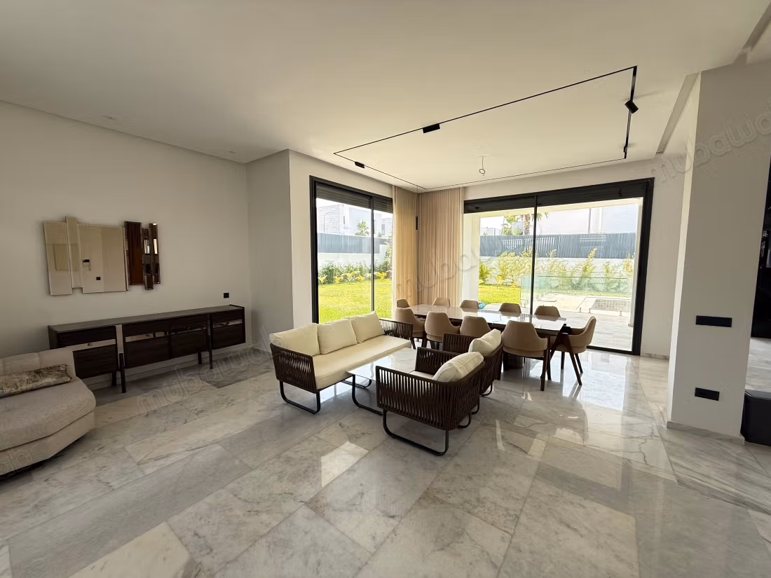 Vente d’une superbe villa neuf sur el menzeh 
route de zaer