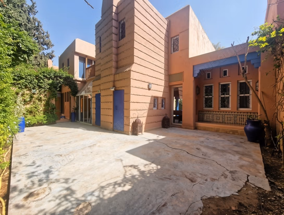 Villa Style Bocarra con giardino e piscina a Targa