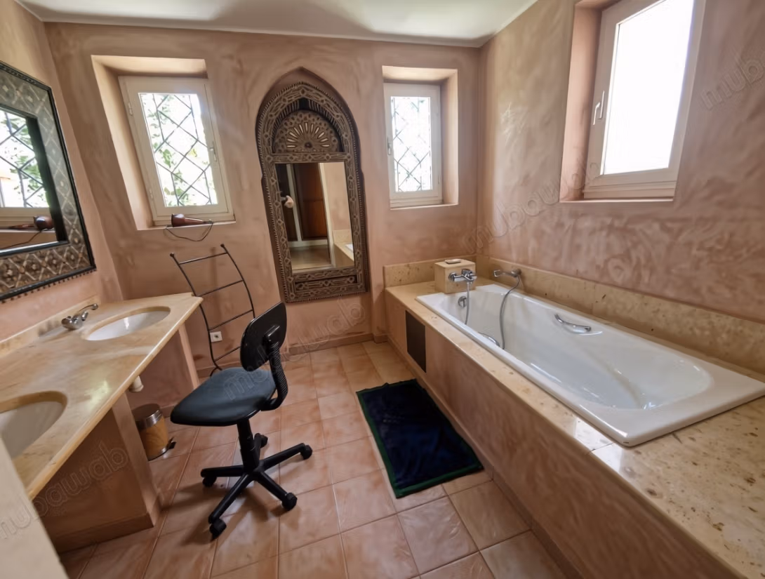 Villa Style Bocarra con giardino e piscina a Targa