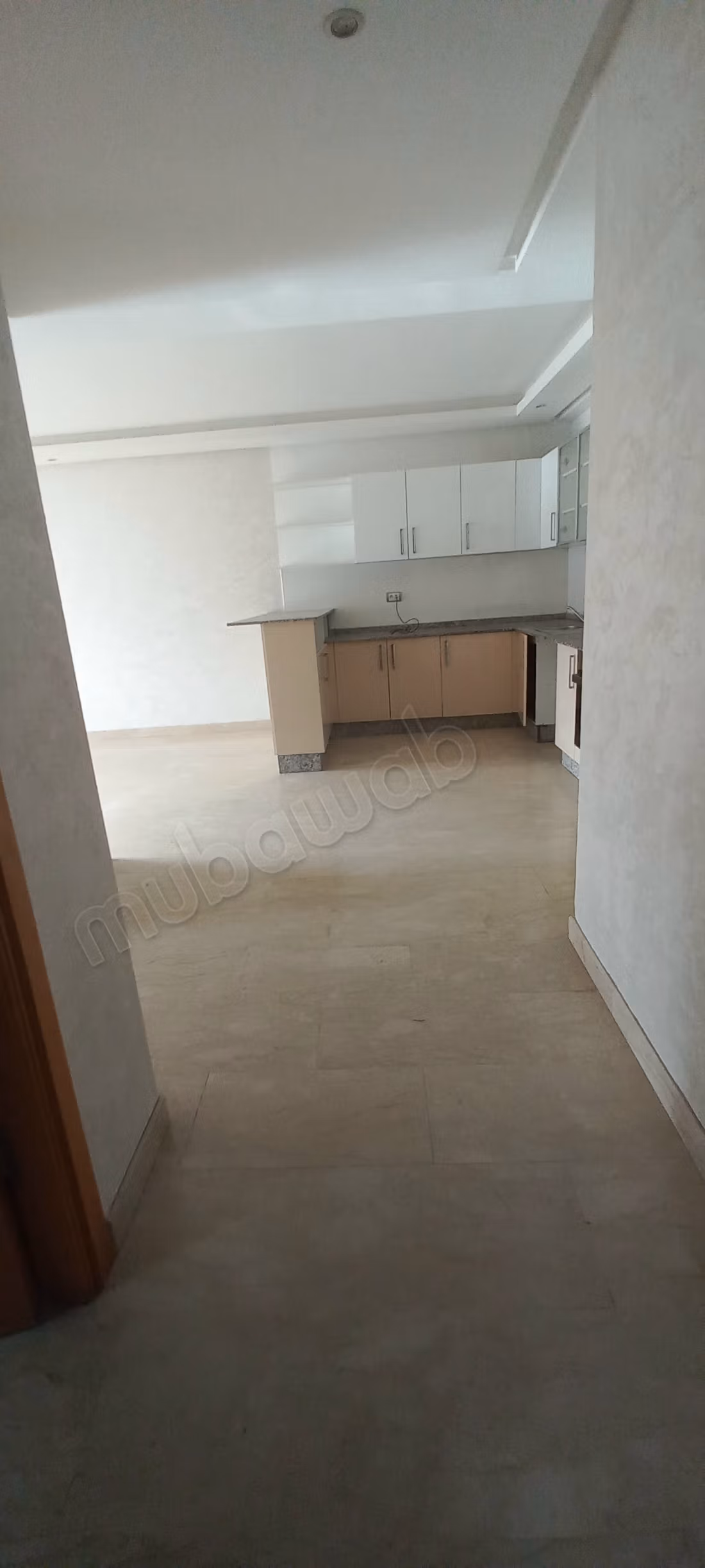 Very nice apartment for rent in Ferme Breton Hay Arraha. 1 beautiful bedroom. With elevator and terrace