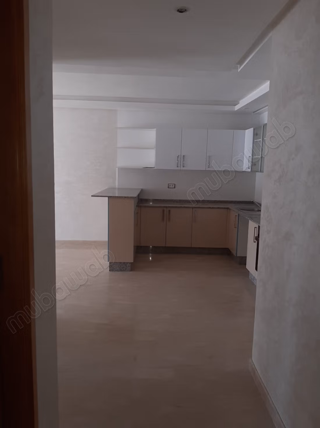 Very nice apartment for rent in Ferme Breton Hay Arraha. 1 beautiful bedroom. With elevator and terrace