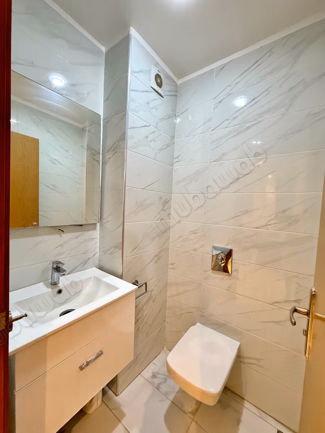 Duplex en vente à proche de l’aéroport de Marrakech. Superficie 134 m². Porte blindée et résidence sécurisée — 5