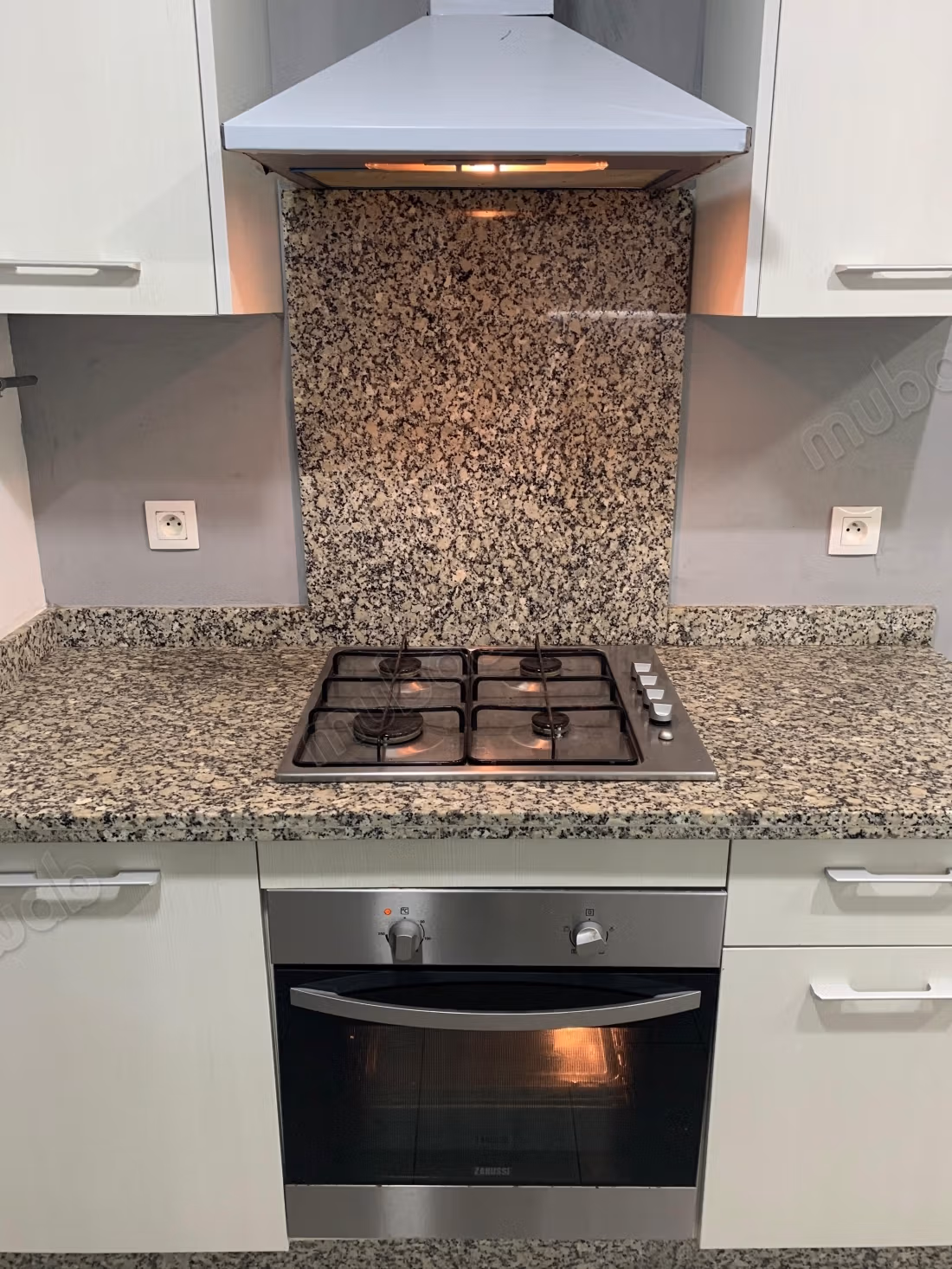 Empty apartment for rent in Darbouazza