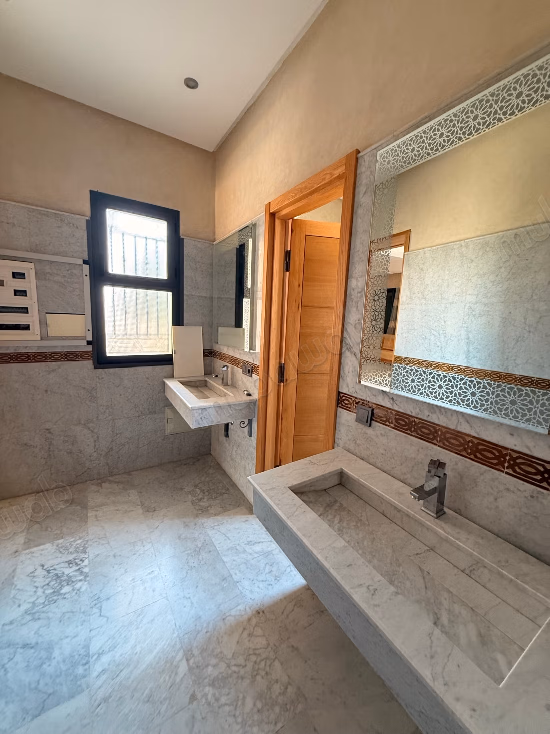 Affitto villa di lusso a Route Casablanca. Superficie 1000 m². Arredato