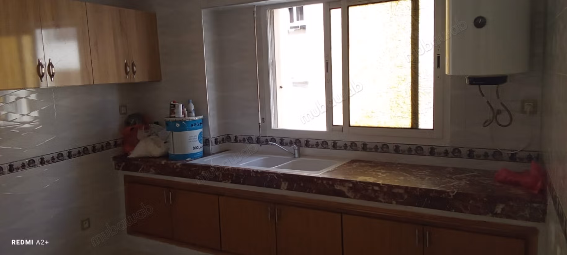 Alquile este apartamento en Hassan Centro Ciudad. Superficie total 98 m². Sistema de satélite