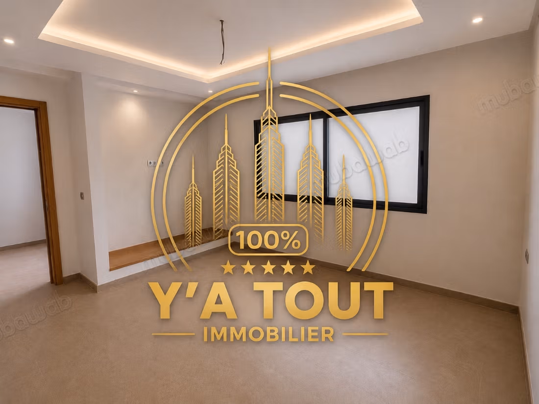 Villa semi terminada de prestigio en venta en El Menzeh