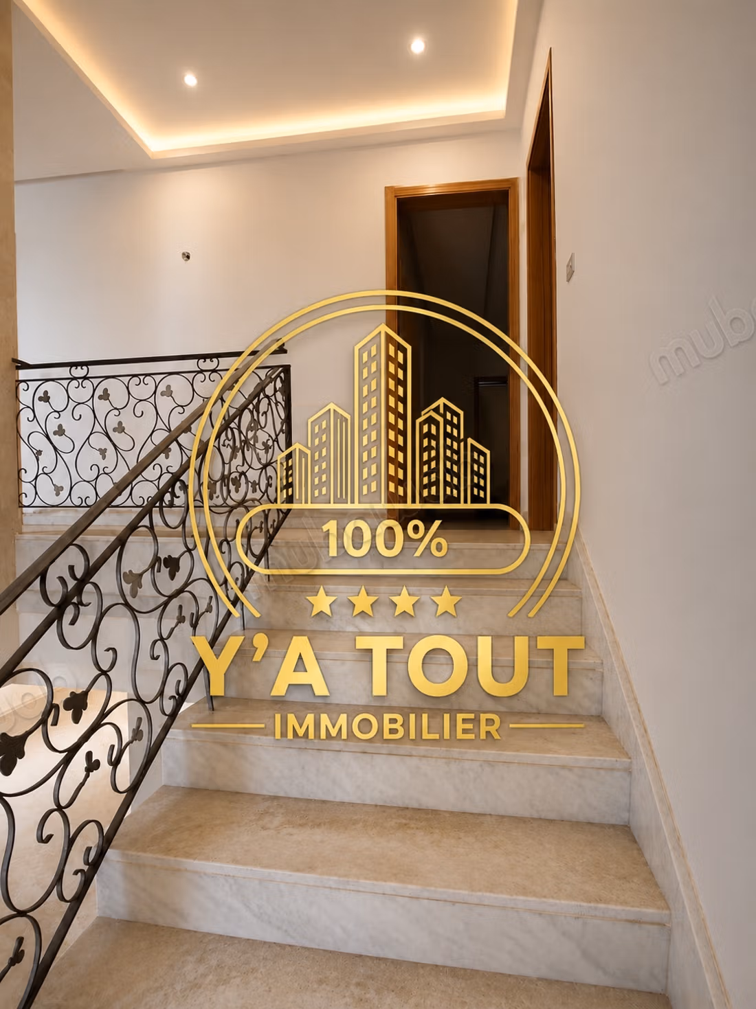 Villa semi terminada de prestigio en venta en El Menzeh