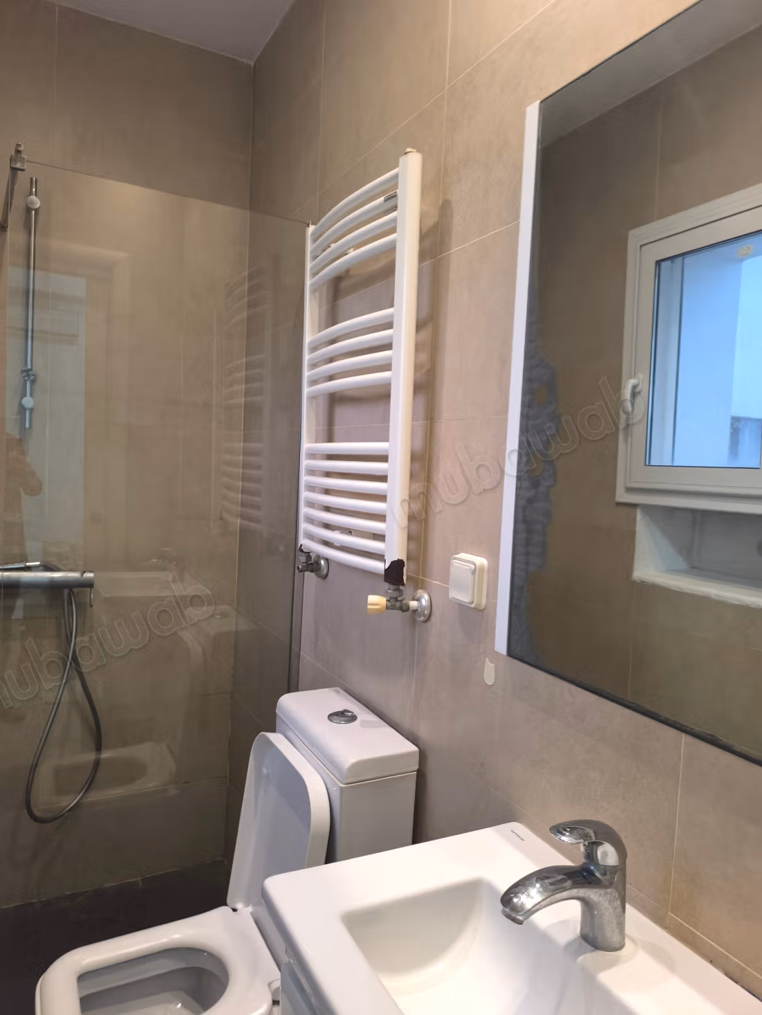 Très bel appartement en location à Gammarth Supérieur. Surface totale 150 m². Bien meublé