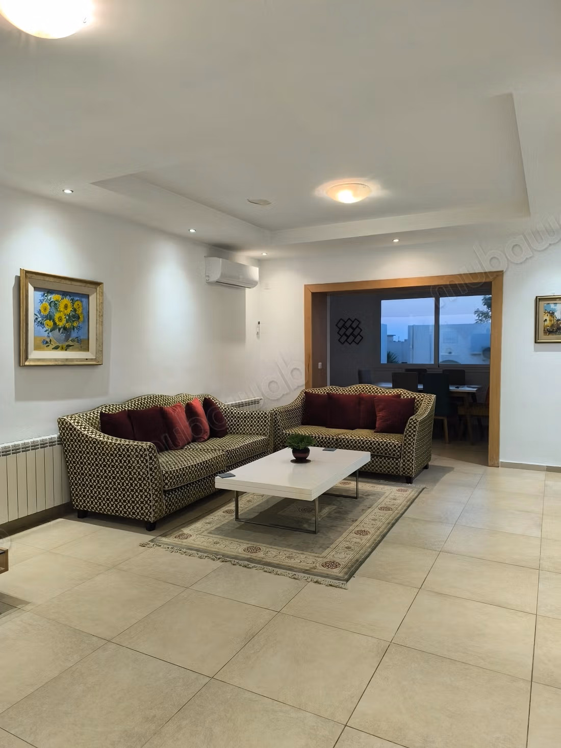 Très bel appartement en location à Gammarth Supérieur. Surface totale 150 m². Bien meublé
