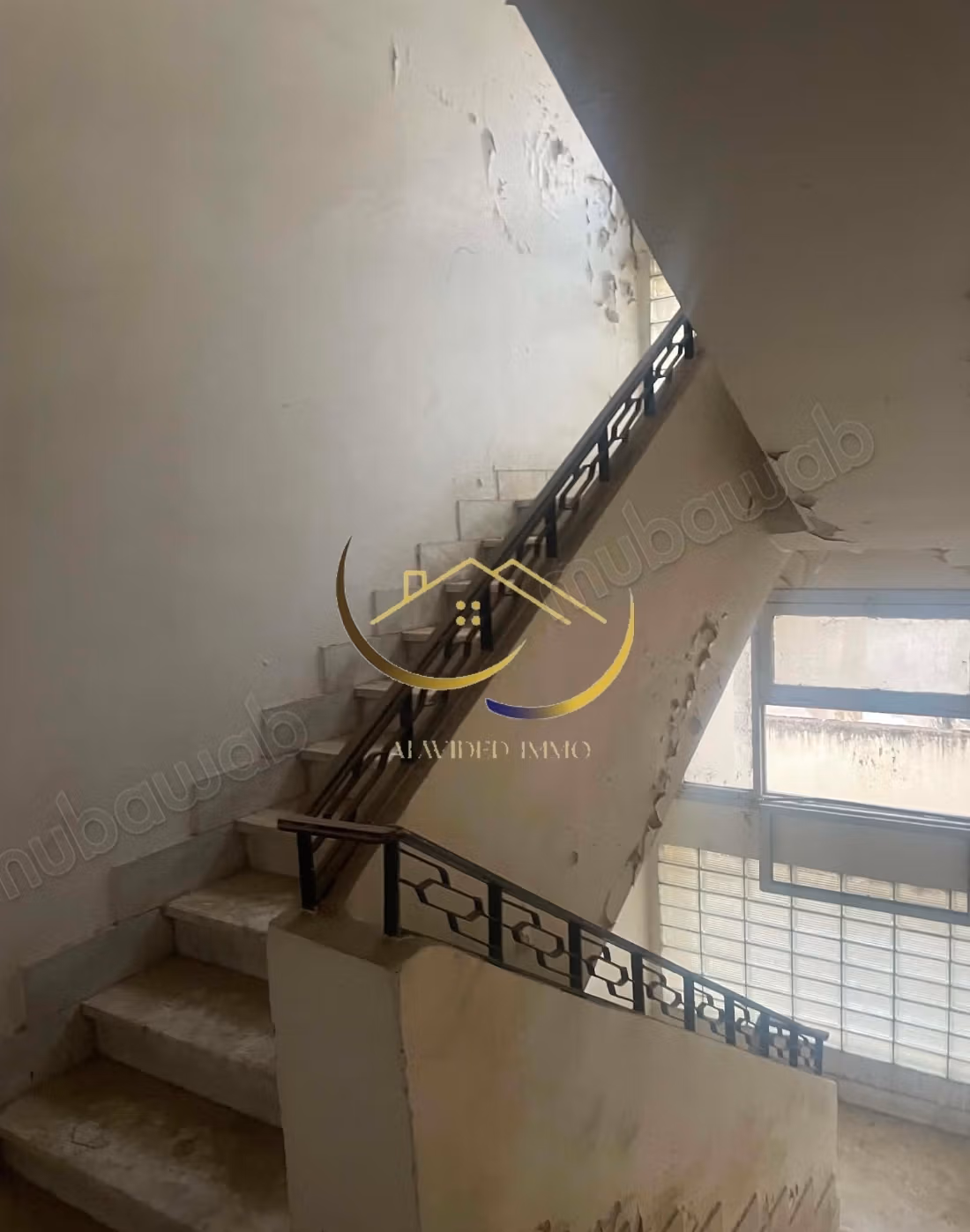 Edificio R3 con seminterrato in vendita Lafayette