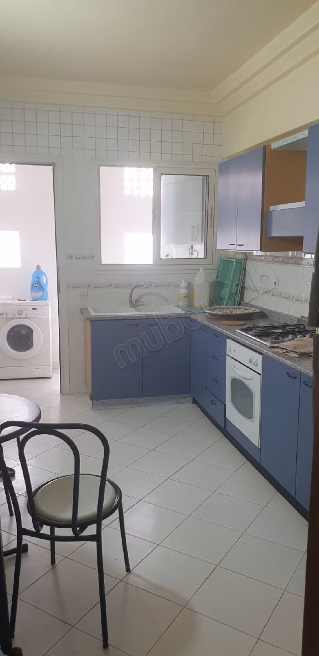 Bel appartement à vendre à Lusitania.
Superficie 70 m²