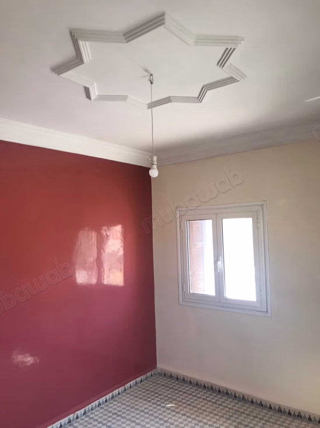 Edificio independiente con 3 apartamentos