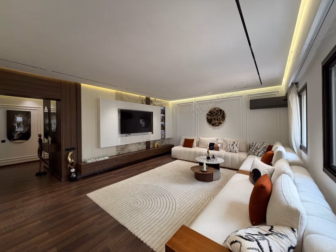 Apartment for rent in Triangle d'Or. 
2 large rooms