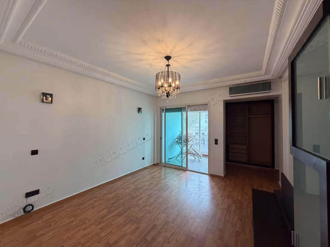 Appartement 260 m² à Racine — 18