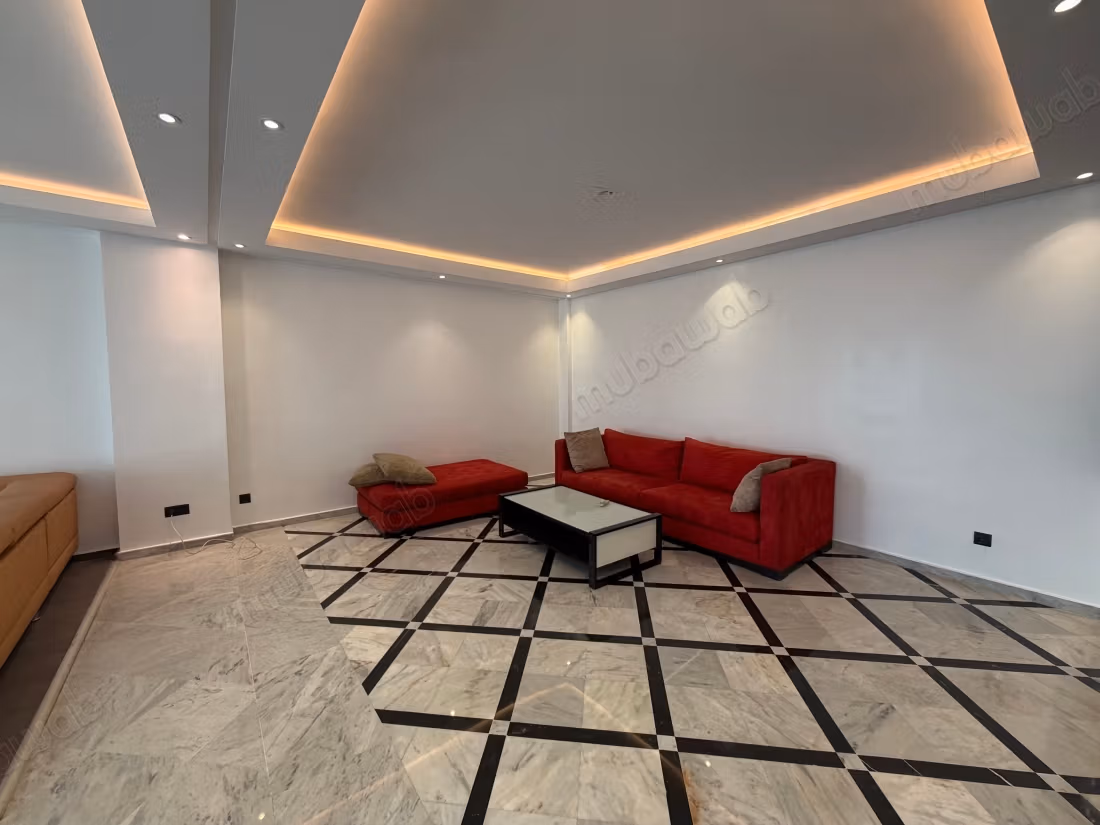 Find an apartment to buy in Racine. Small area 260 m² — 2