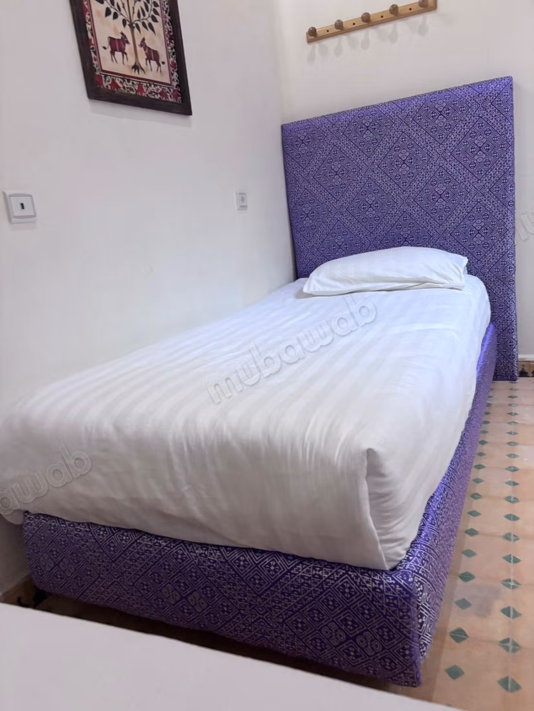 Riad à vendre à Nouvelle Ville. 1 Pièce. Porte blindée, salon marocain