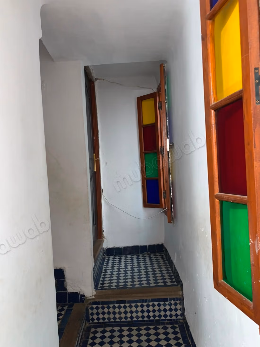 Venta de un superb riad en Ain Kadous. 1 habitación. Vista a las montañas y puerta reforzada