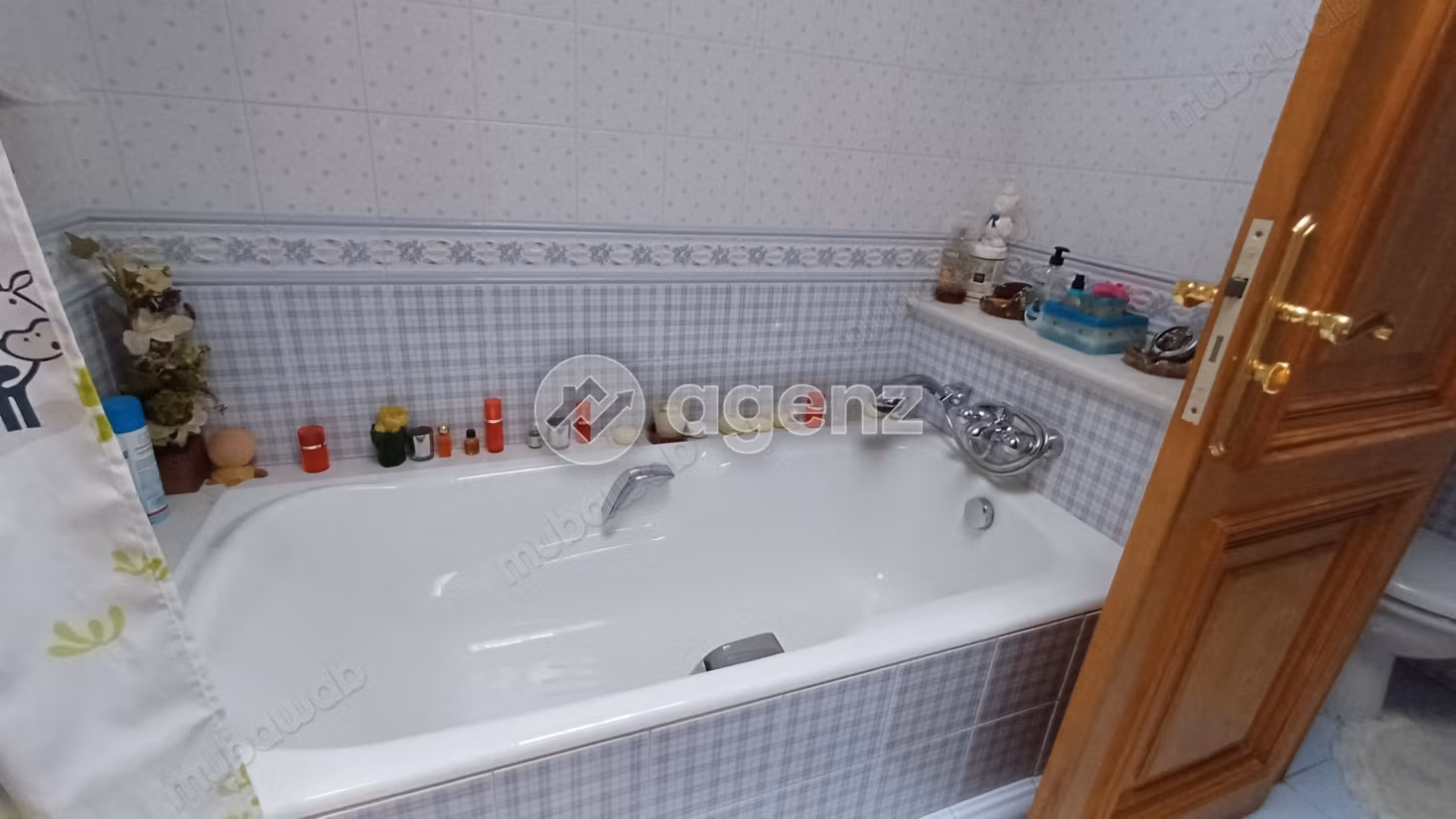 Appartement à vendre 697 m², 4 chambres Hay Riad Rabat