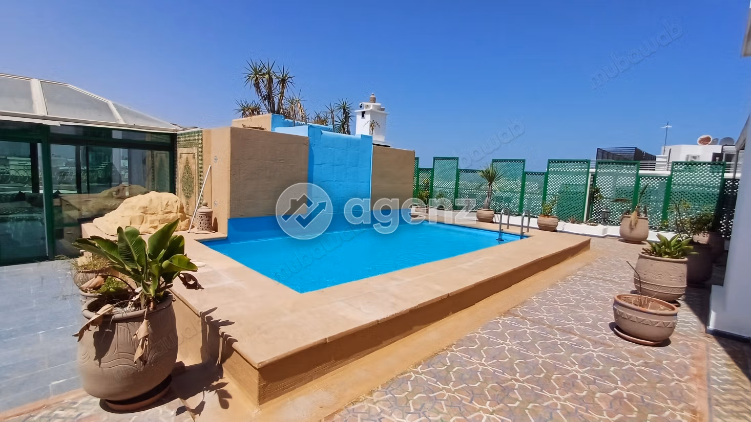 Appartement à vendre 697 m², 4 chambres Hay Riad Rabat