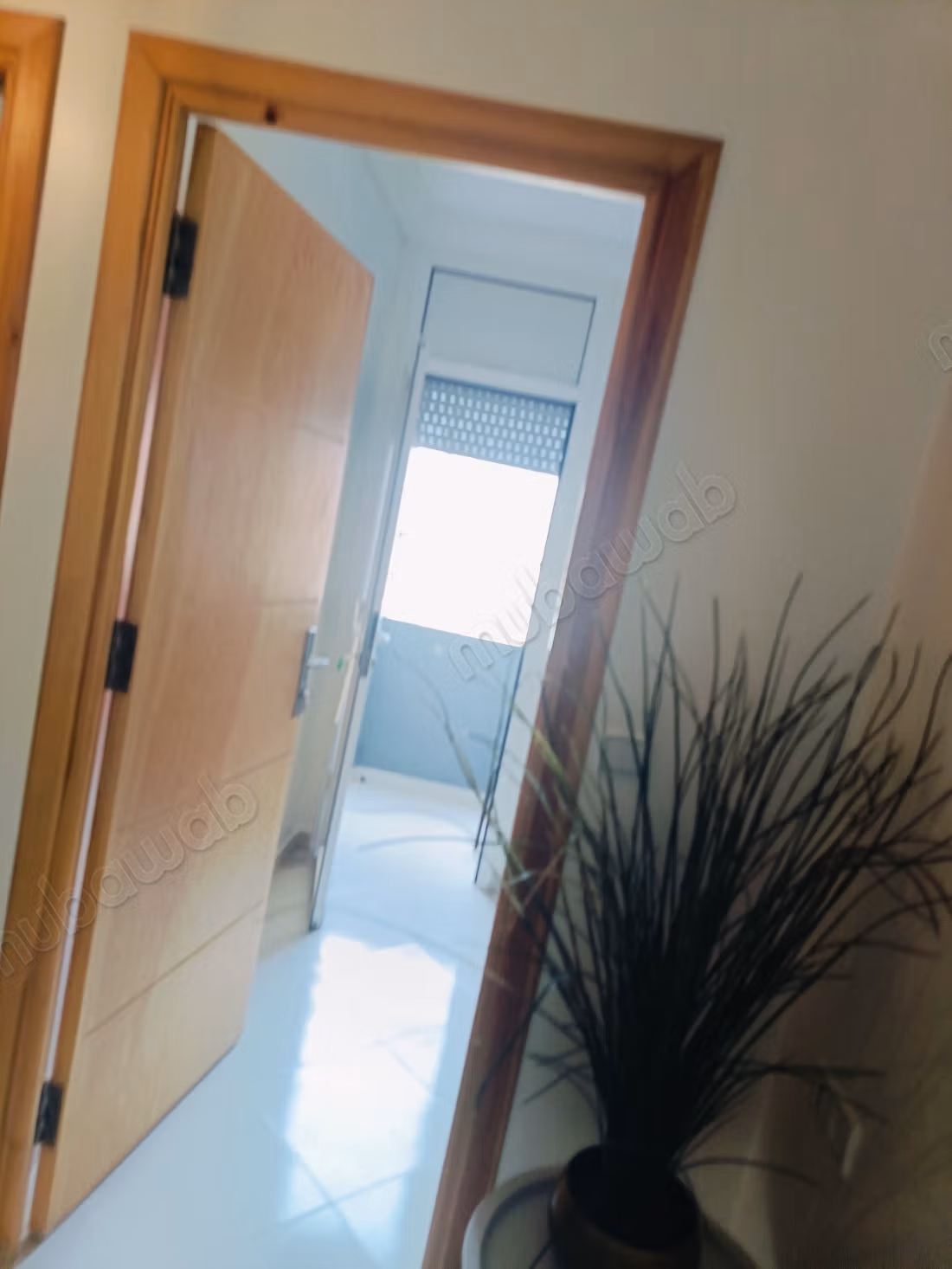 B II Hikma. Surface totale 100 m². Meublé