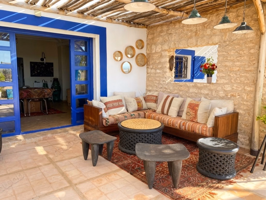 Magnificent villa with 6 bedrooms, featuring 2 swimming pools