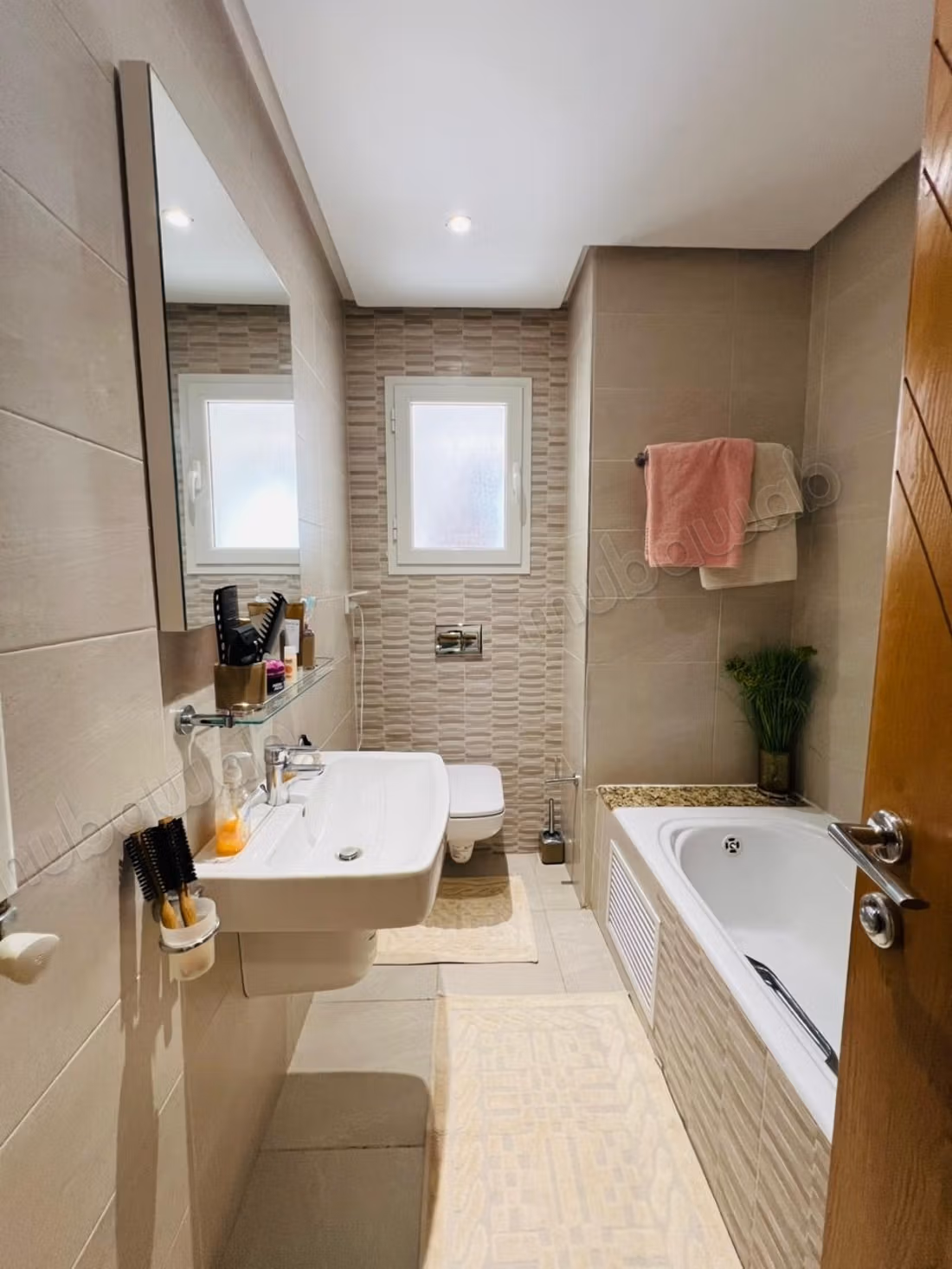 A vendre un s2 spacieux à sahloul4