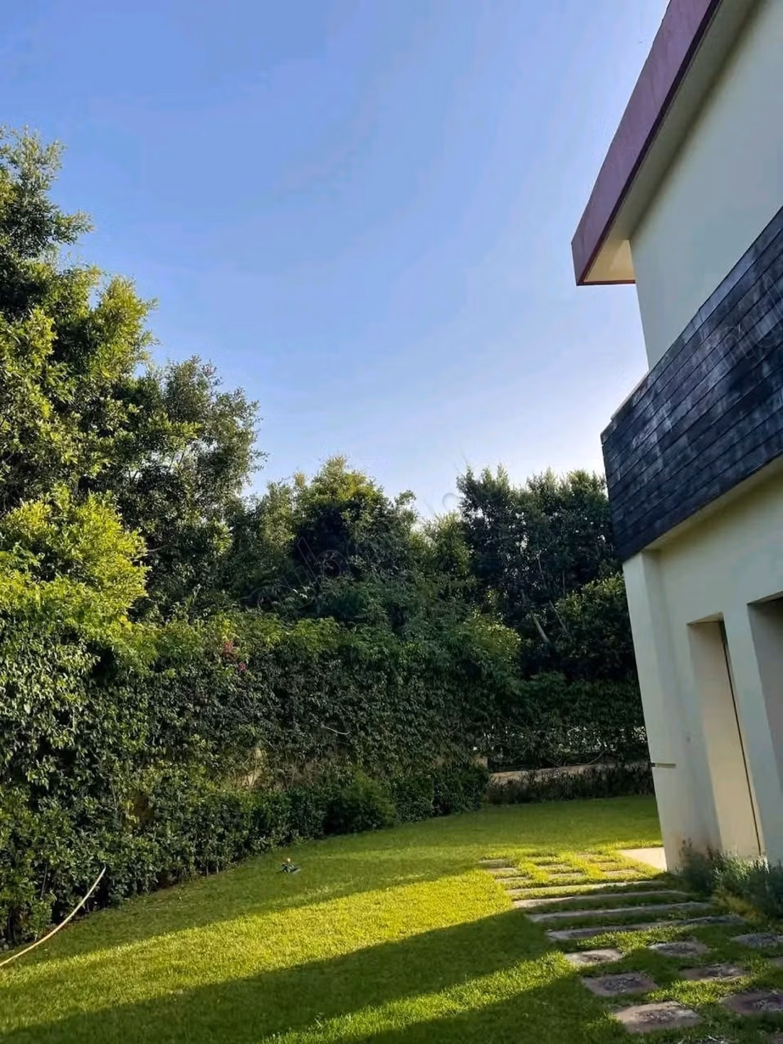 Villa d'Exception à Louer vide