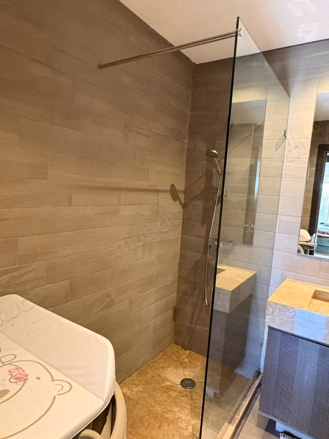 Exceptional ground floor apartment for sale