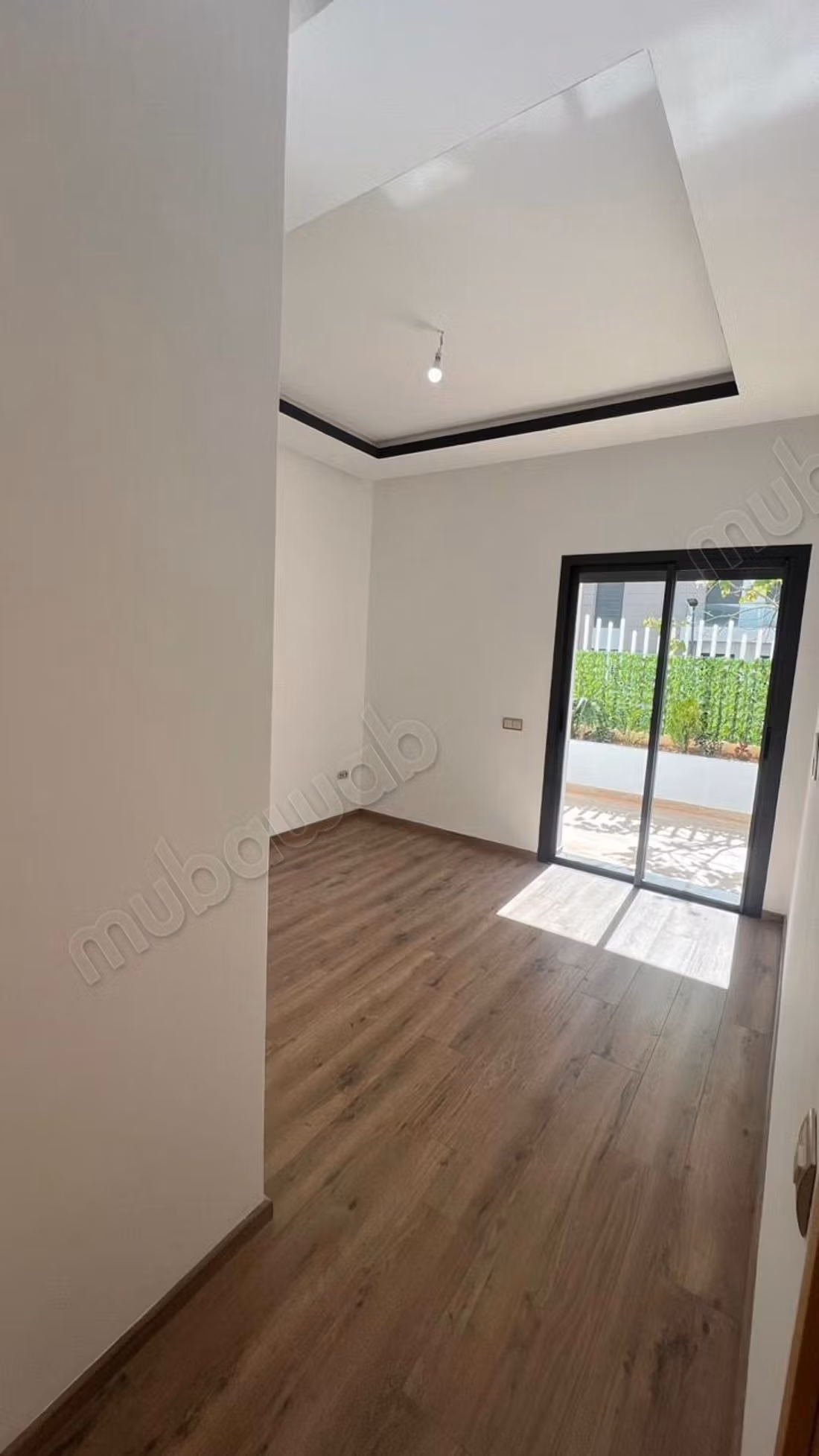 Very nice apartment for rent in Agdal. Total area 100 m². With elevator and green space