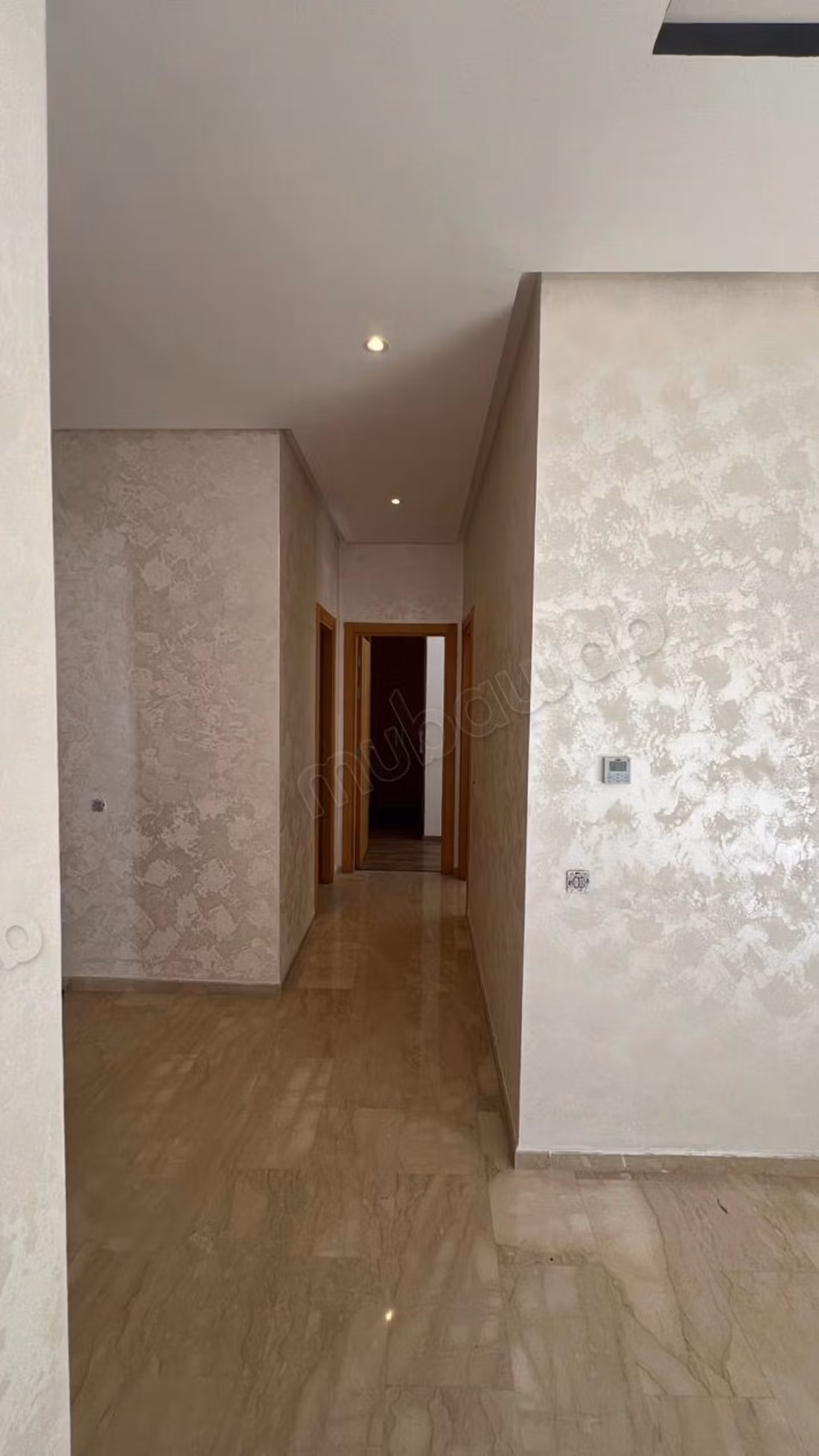 Very nice apartment for rent in Agdal. Total area 100 m². With elevator and green space