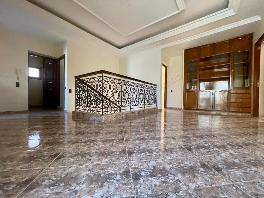 Grande villa in affitto a Hay Riad